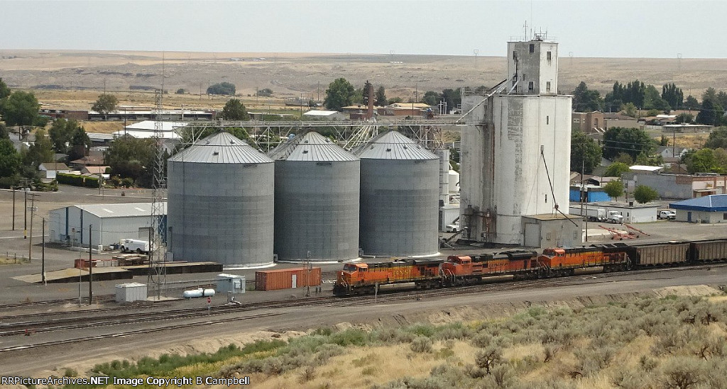 BNSF 5733-BNSF 8514-BNSF 3781